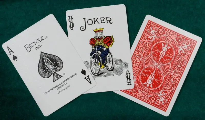 Quân bài joker bắt đầu từ đâu?