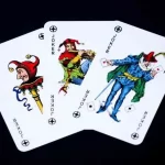 Tại sao lại có lá bài này trong bộ?